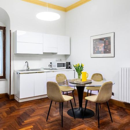 Deza Casa Vacanze Nazionale Joy ローマ エクステリア 写真